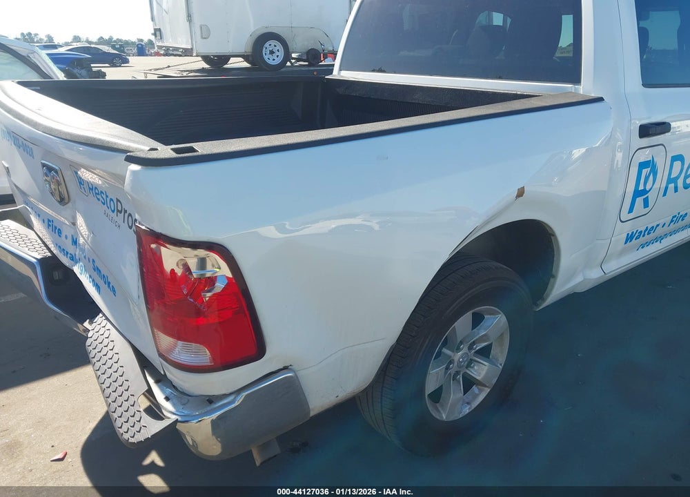 2022 RAM 1500 CLASSIC SLT  4X2 5'7 BOX VIN: 1C6RR6LG3NS185950