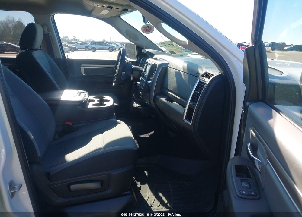 2022 RAM 1500 CLASSIC SLT  4X2 5'7 BOX VIN: 1C6RR6LG3NS185950