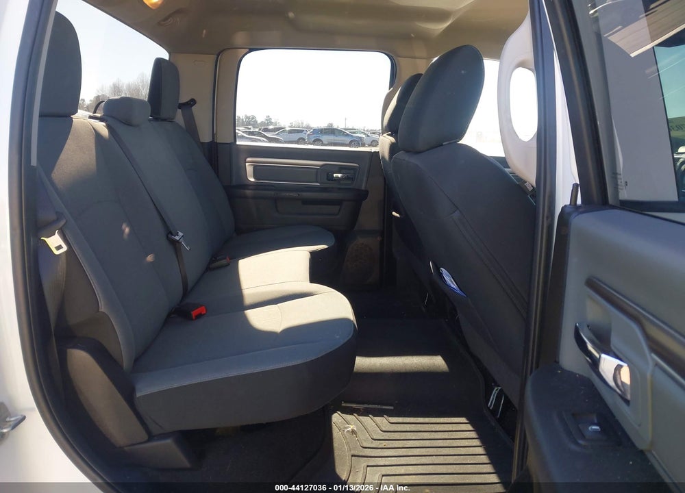 2022 RAM 1500 CLASSIC SLT  4X2 5'7 BOX VIN: 1C6RR6LG3NS185950