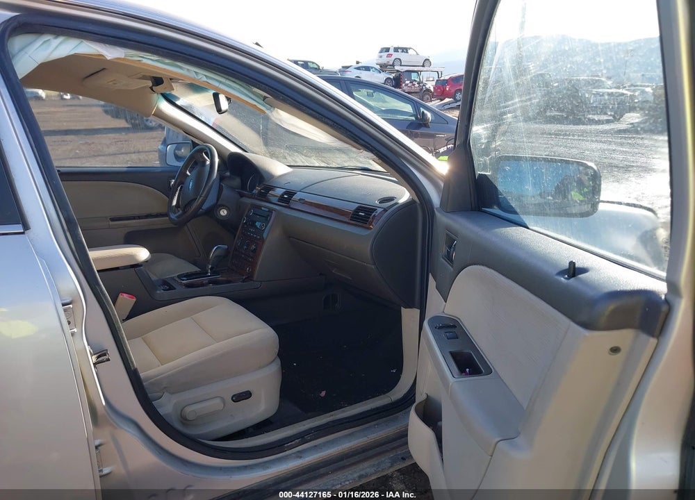 2009 FORD TAURUS SE VIN: 1FAHP23W29G111895