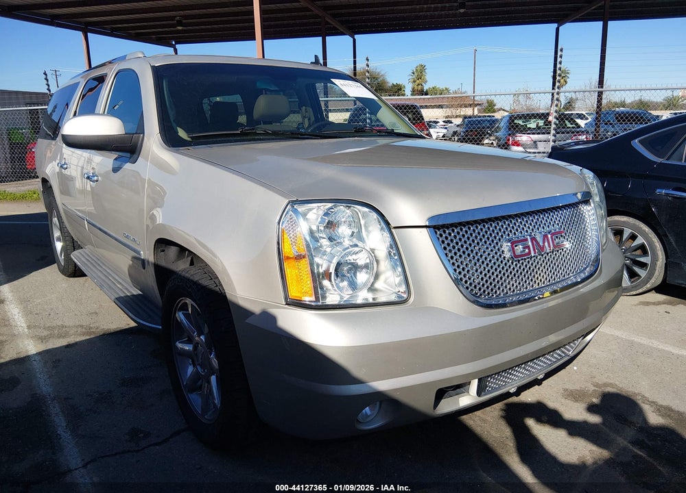 2013 GMC YUKON XL DENALI VIN: 1GKS2MEFXDR272259