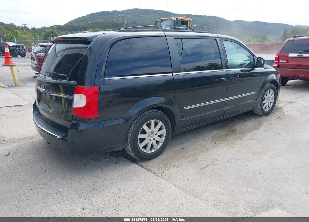 2013 CHRYSLER TOWN & COUNTRY TOURING VIN: 2C4RC1BG4DR564096