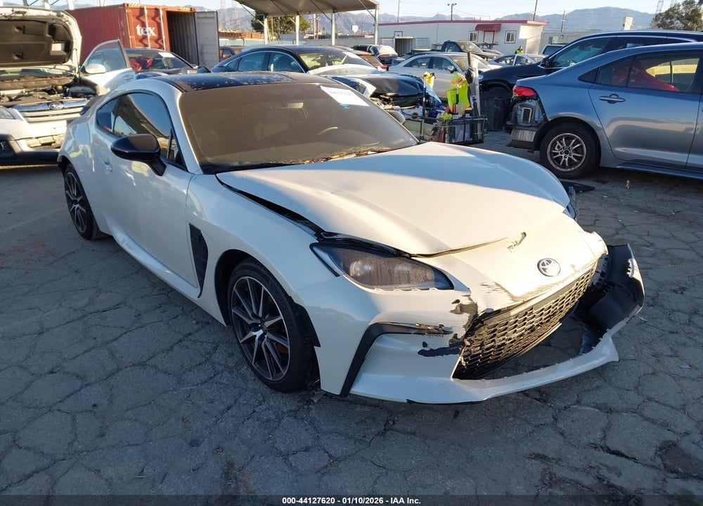 2024 TOYOTA GR86 VIN: JF1ZNBB15R8759290