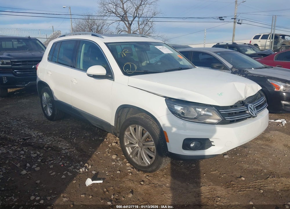 2016 VOLKSWAGEN TIGUAN S/SE/SEL/R-LINE VIN: WVGAV7AX3GW578090