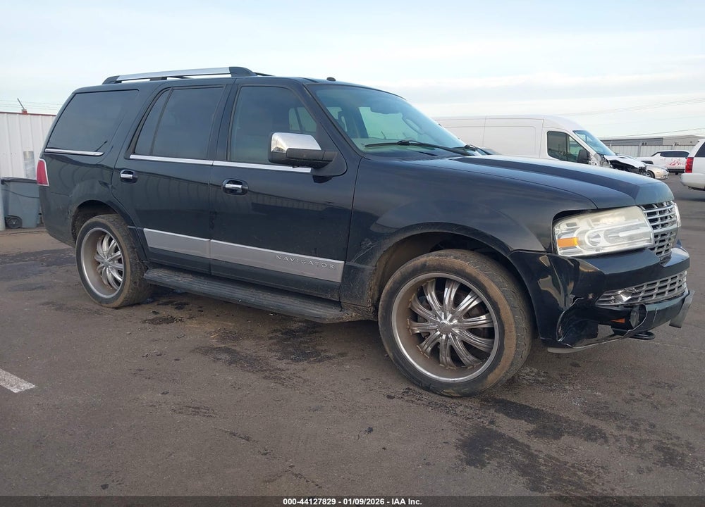 2008 LINCOLN NAVIGATOR VIN: 5LMFU275X8LJ04185