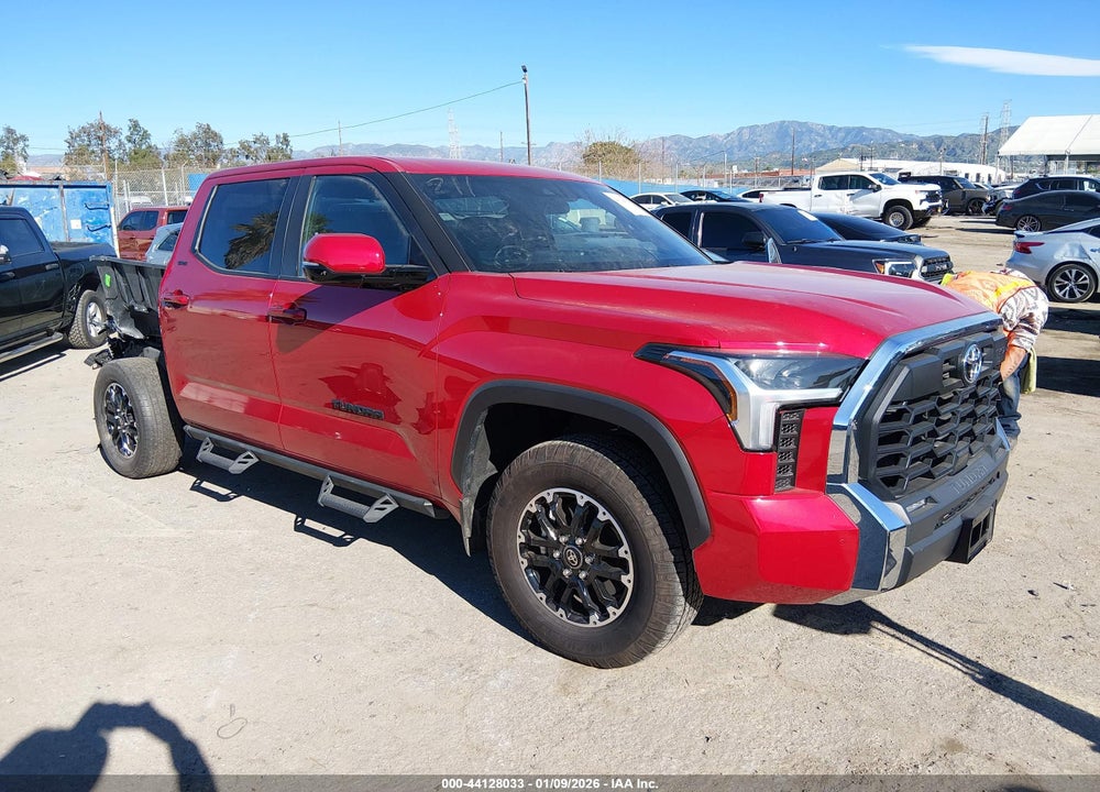 2025 TOYOTA TUNDRA SR5 VIN: 5TFLA5DB2SX253625
