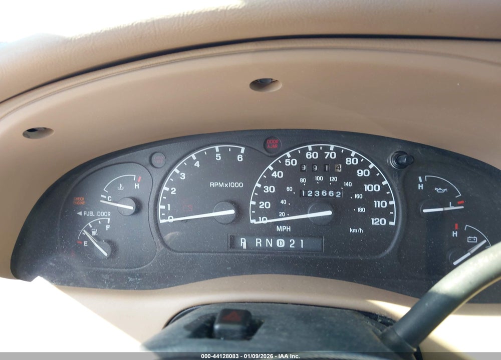 2002 FORD RANGER SUPER CAB VIN: 1FTYR44E02PA86068