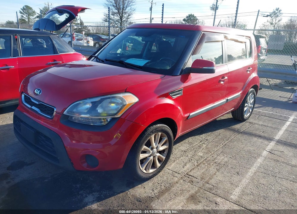 2013 KIA SOUL +/!/SPORT VIN: KNDJT2A62D7524404