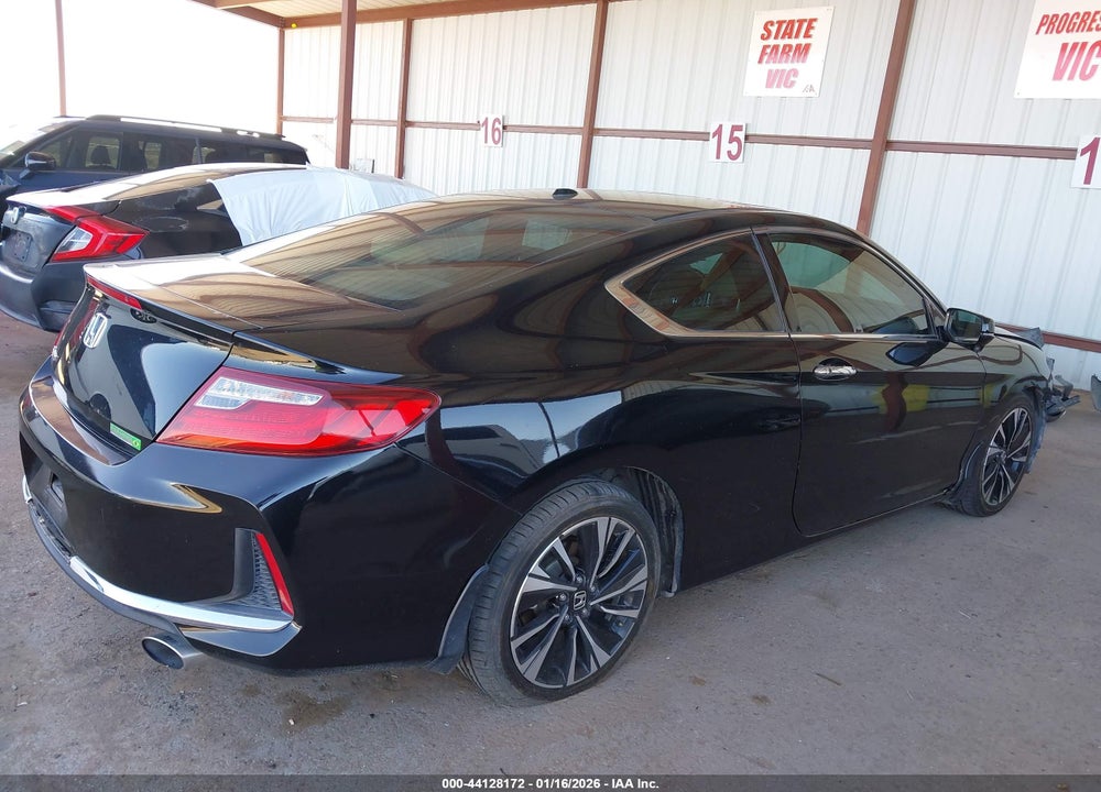 2017 HONDA ACCORD COUPE VIN: 1HGCT1B80HA001783