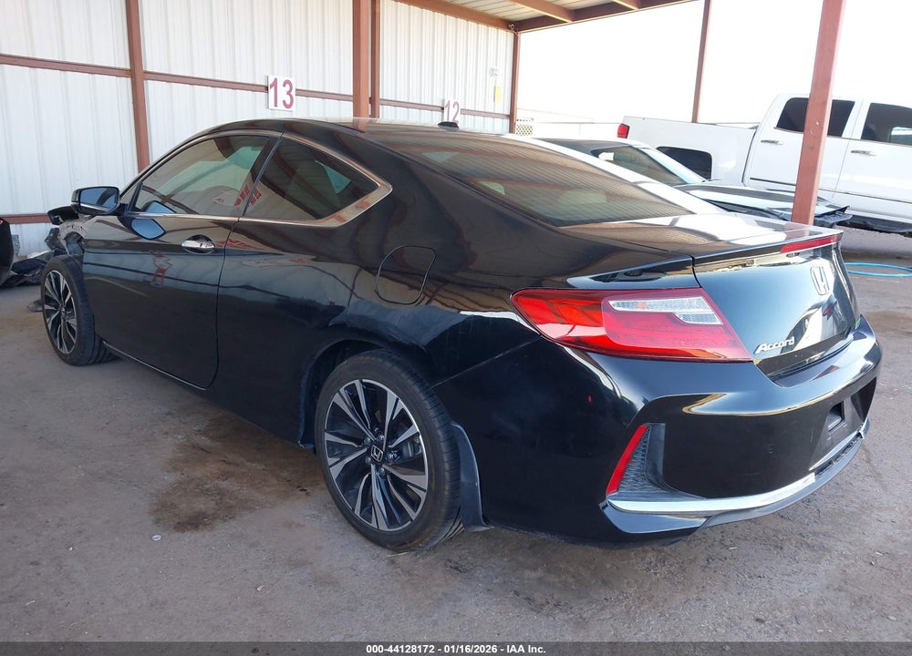 2017 HONDA ACCORD COUPE VIN: 1HGCT1B80HA001783