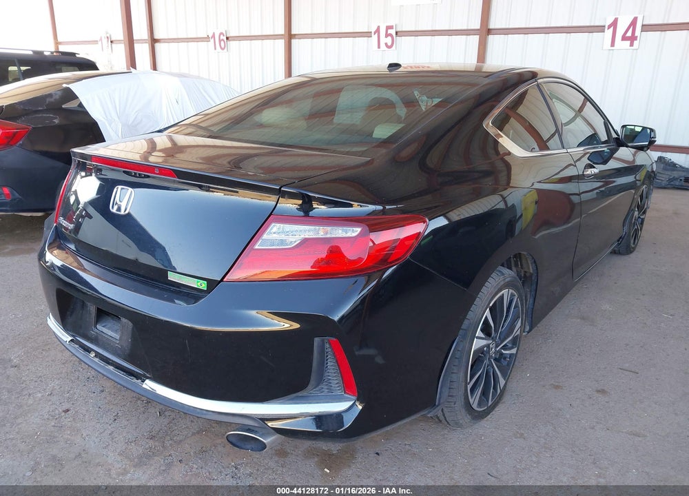 2017 HONDA ACCORD COUPE VIN: 1HGCT1B80HA001783