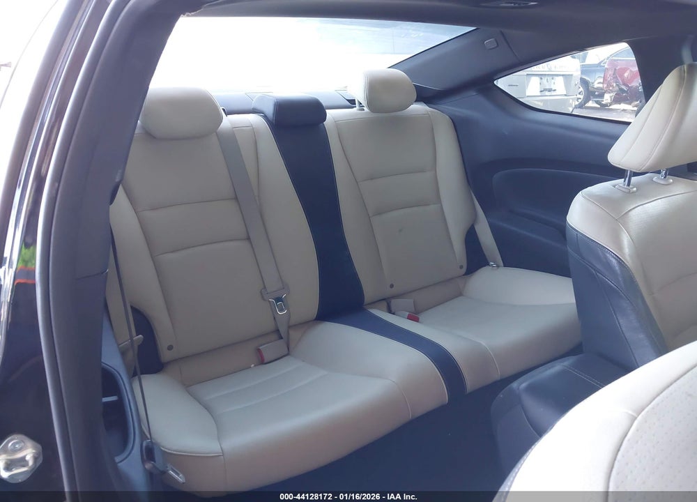 2017 HONDA ACCORD COUPE VIN: 1HGCT1B80HA001783