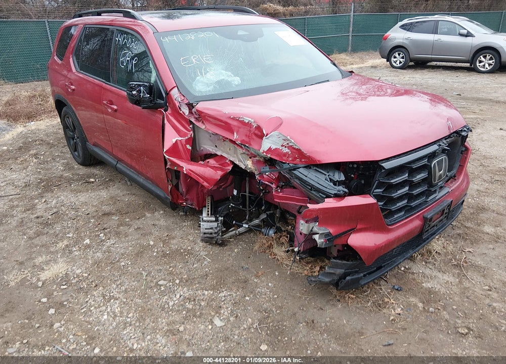 2025 HONDA PILOT BLACK EDITION VIN: 5FNYG1H99SB102487