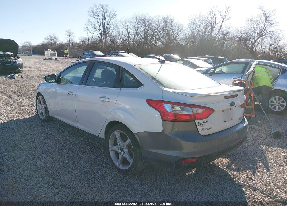 2014 FORD FOCUS TITANIUM VIN: 1FADP3J24EL396024