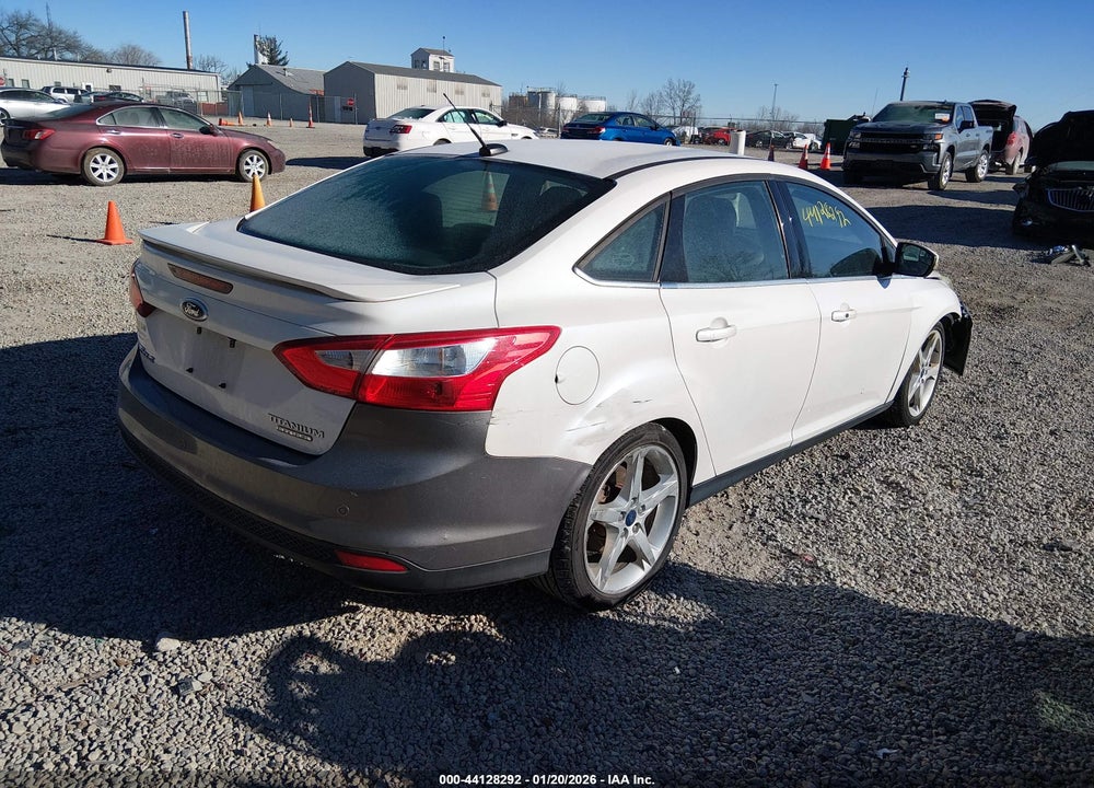 2014 FORD FOCUS TITANIUM VIN: 1FADP3J24EL396024