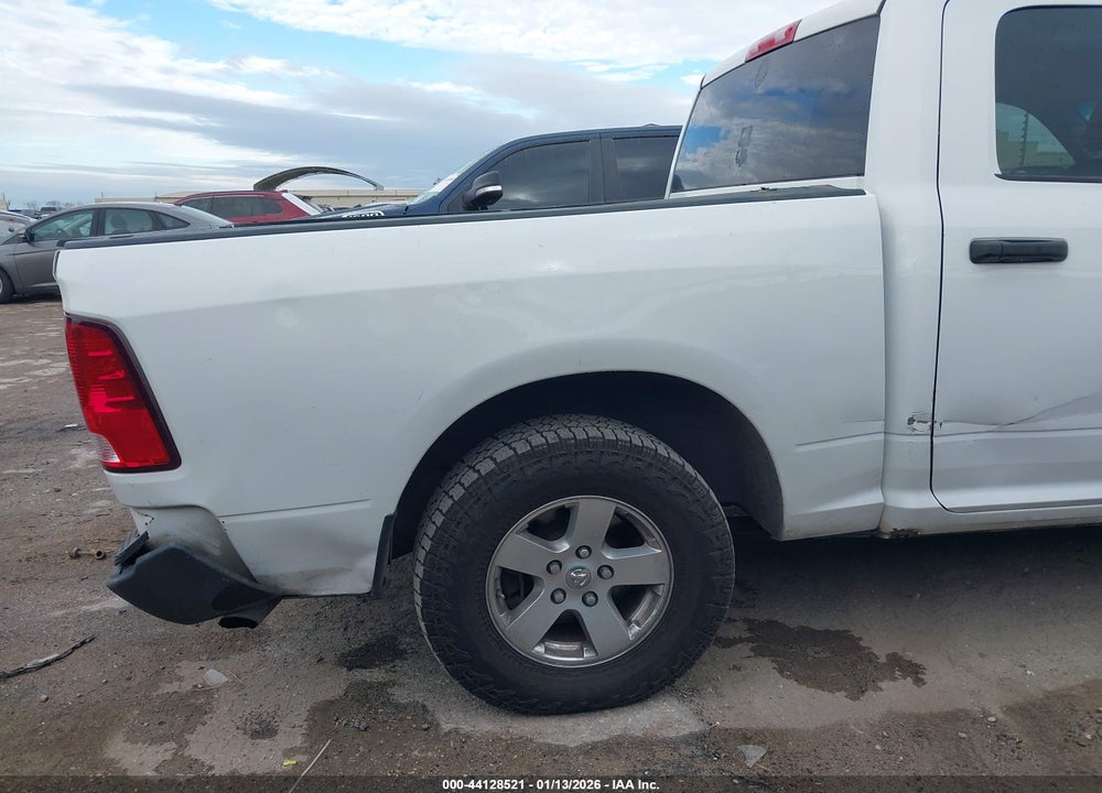 2017 RAM 1500 ST VIN: 1C6RR6KGXHS610019