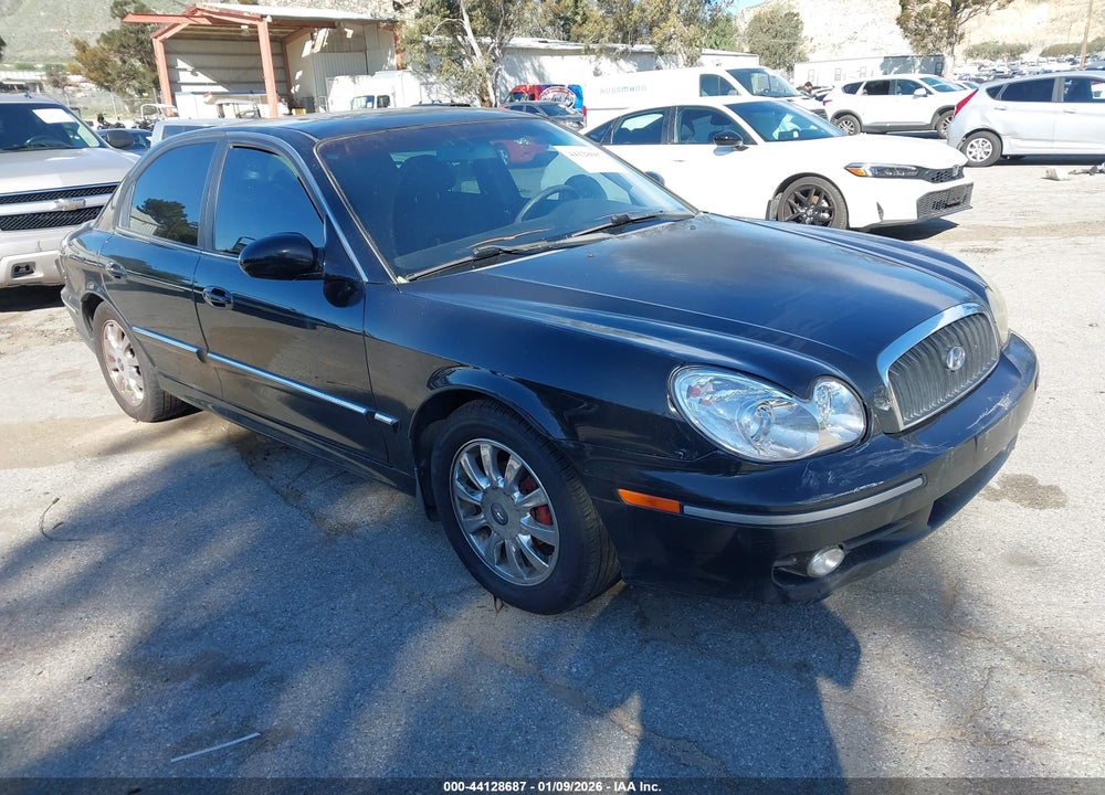 2002 HYUNDAI SONATA GLS/LX VIN: KMHWF35H62A678303