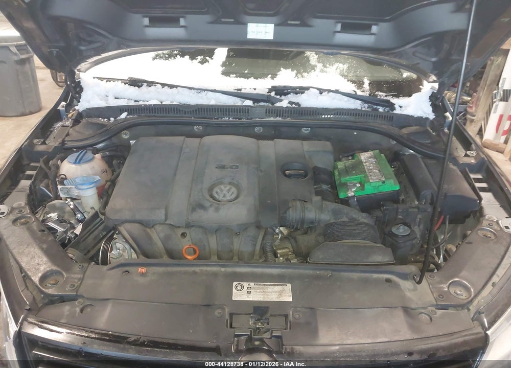 2012 VOLKSWAGEN JETTA 2.5L SE VIN: 3VWDP7AJ6CM318670