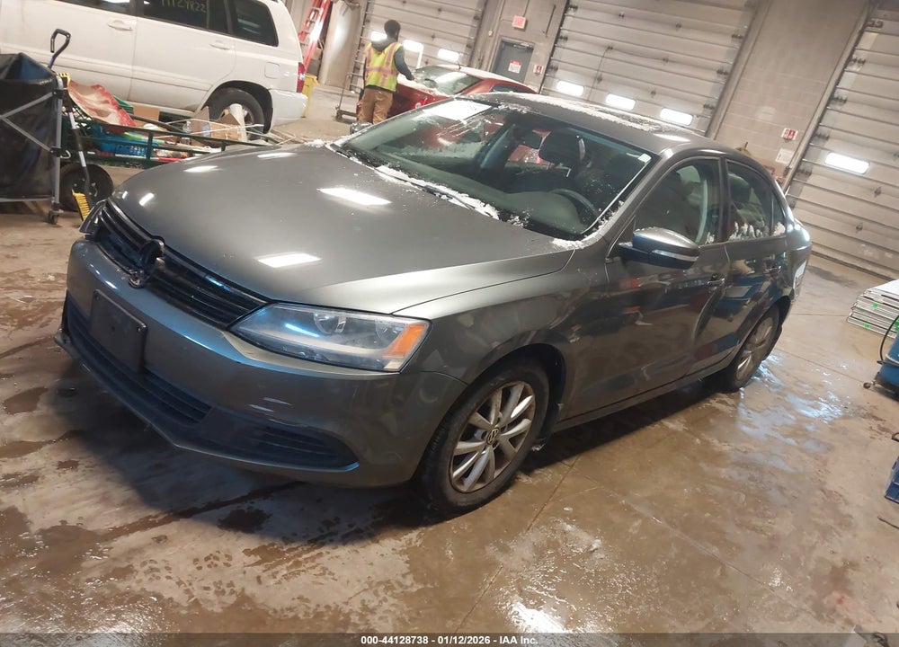 2012 VOLKSWAGEN JETTA 2.5L SE VIN: 3VWDP7AJ6CM318670