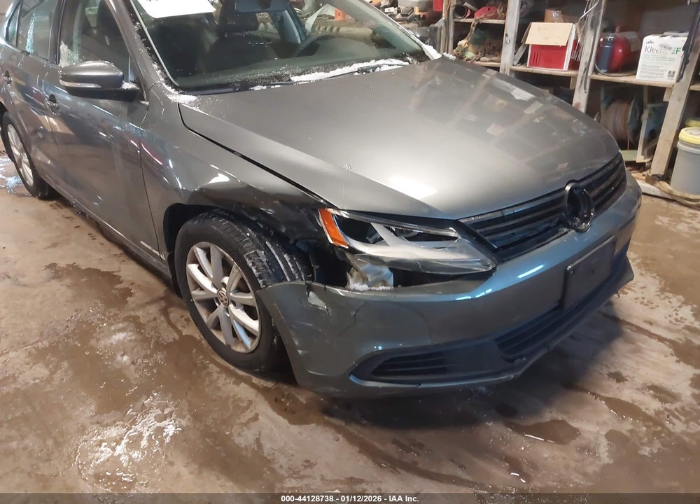 2012 VOLKSWAGEN JETTA 2.5L SE VIN: 3VWDP7AJ6CM318670