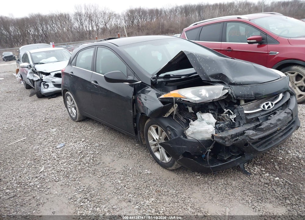 2013 HYUNDAI ELANTRA GT VIN: KMHD35LE6DU055267