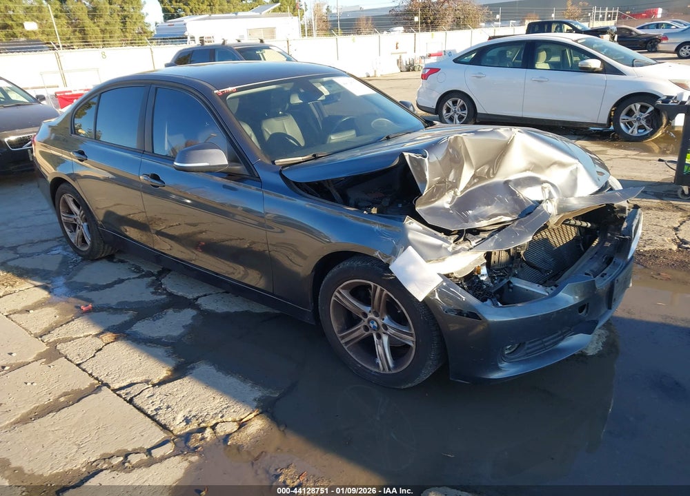 2015 BMW 320 I VIN: WBA3B1C56FK137250