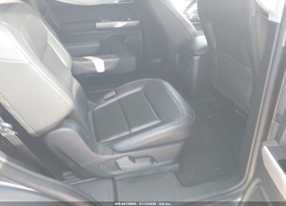 2024 FORD EXPLORER XLT VIN: 1FMSK7DH1RGA61949