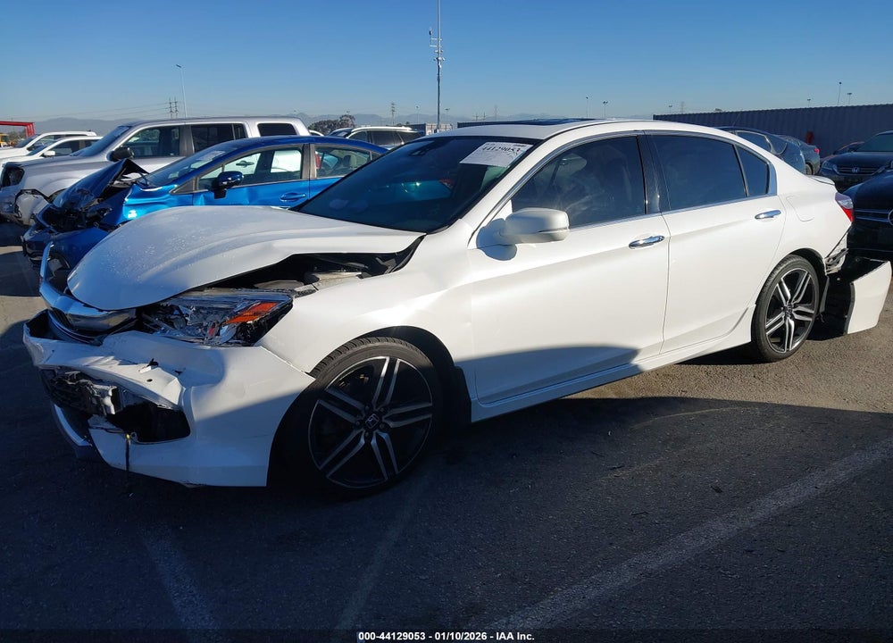 2017 HONDA ACCORD TOURING V6 VIN: 1HGCR3F94HA000133