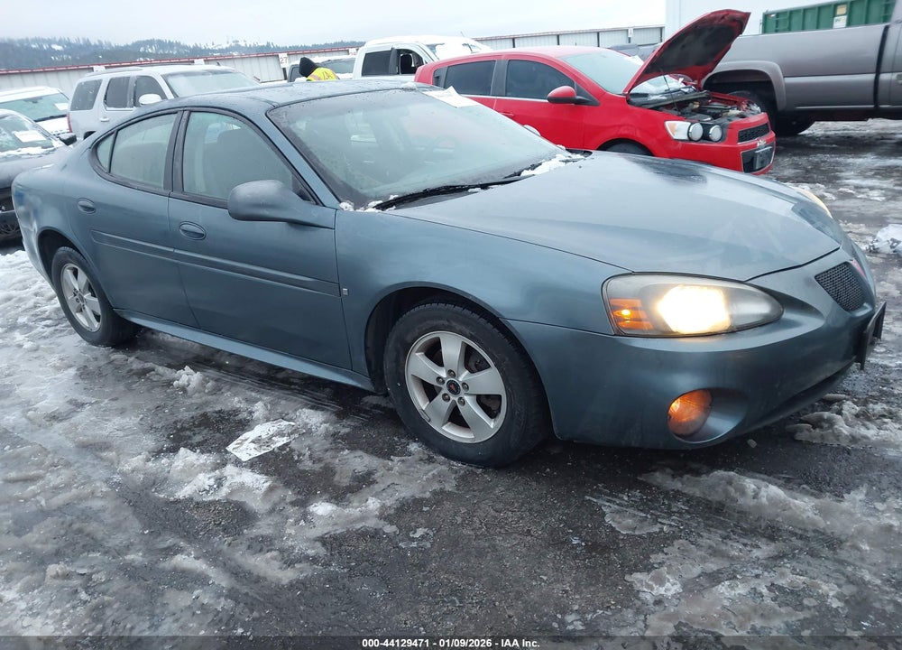 2006 PONTIAC GRAND PRIX VIN: 2G2WP552061210208