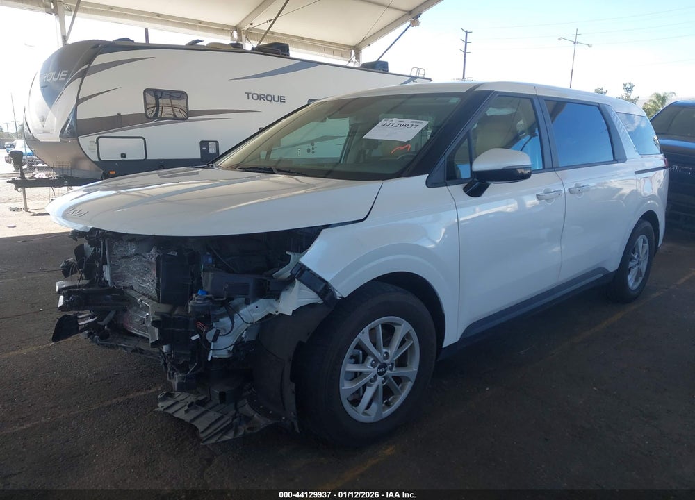 2024 KIA CARNIVAL MPV LX SEAT PACKAGE VIN: KNDNB4H37R6376985