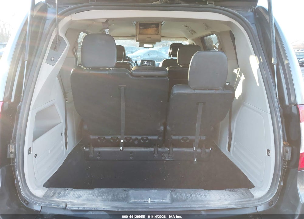 2016 CHRYSLER TOWN & COUNTRY TOURING VIN: 2C4RC1BG3GR268426