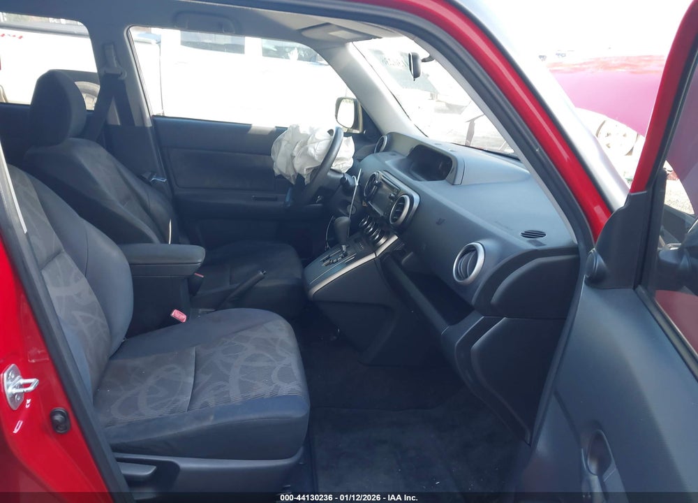 2014 SCION XB VIN: JTLZE4FE0EJ052088