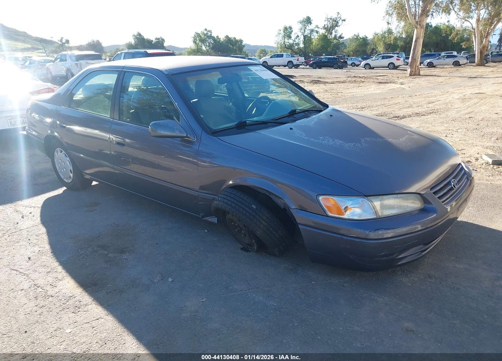 1999 TOYOTA CAMRY LE VIN: JT2BG22K2X0340736