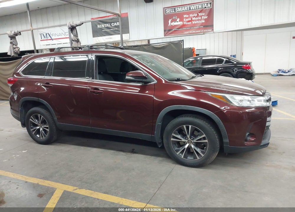2019 TOYOTA HIGHLANDER LE VIN: 5TDBZRFH7KS977443
