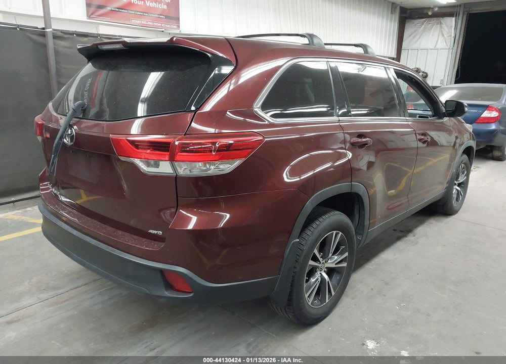 2019 TOYOTA HIGHLANDER LE VIN: 5TDBZRFH7KS977443