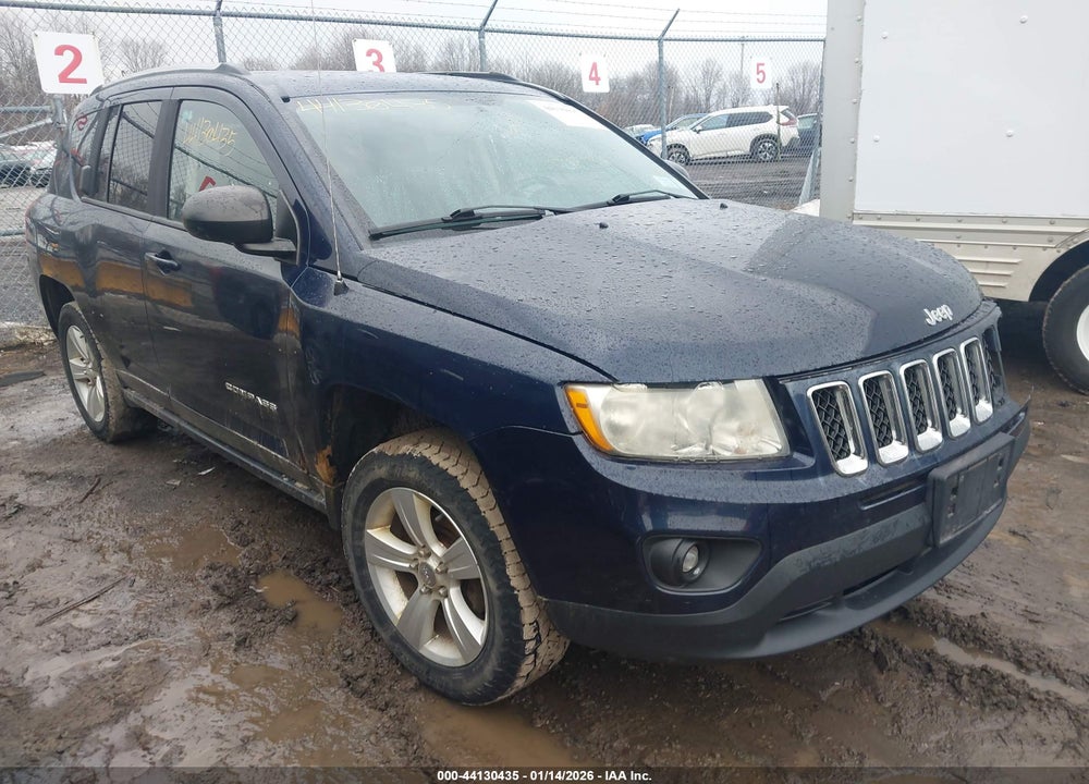 2013 JEEP COMPASS LATITUDE VIN: 1C4NJDEB5DD206904