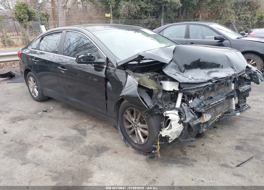 2016 HYUNDAI SONATA SE VIN: 5NPE24AF7GH281351