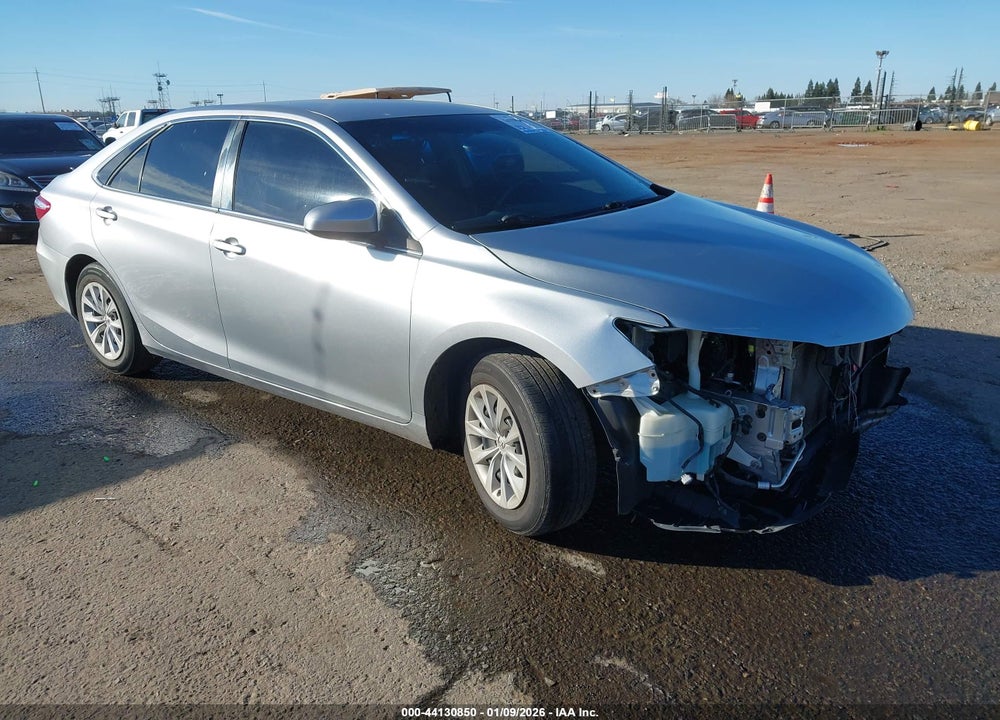 2015 TOYOTA CAMRY LE VIN: 4T4BF1FK3FR455577