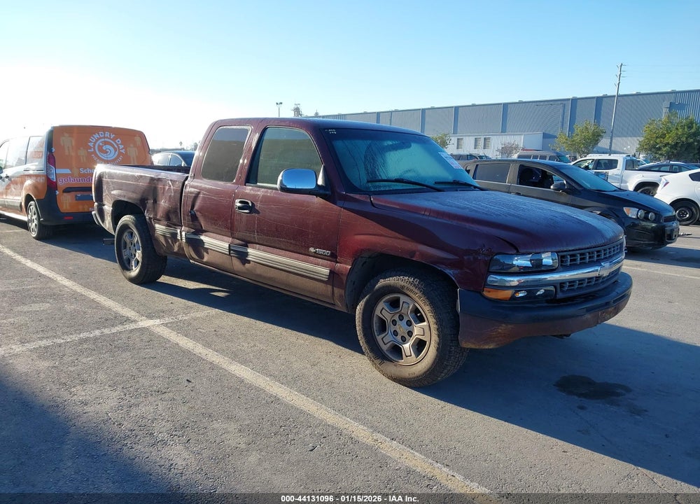 2001 CHEVROLET SILVERADO 1500 LS VIN: 1GCEC19T61Z204136