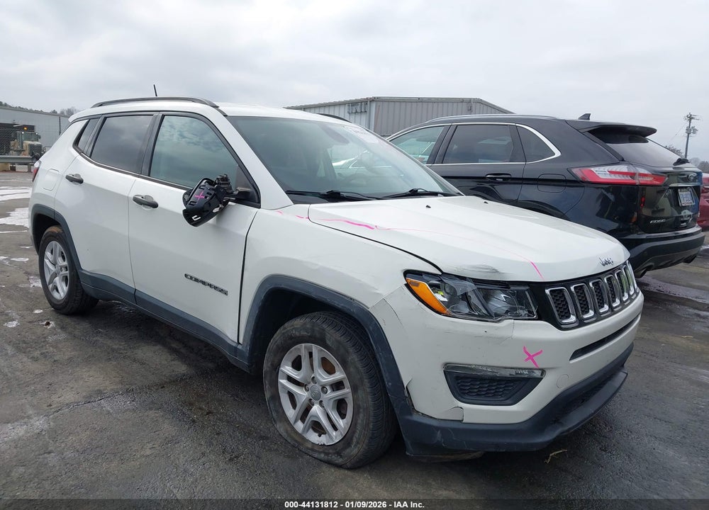 2018 JEEP COMPASS SPORT FWD VIN: 3C4NJCAB7JT233348