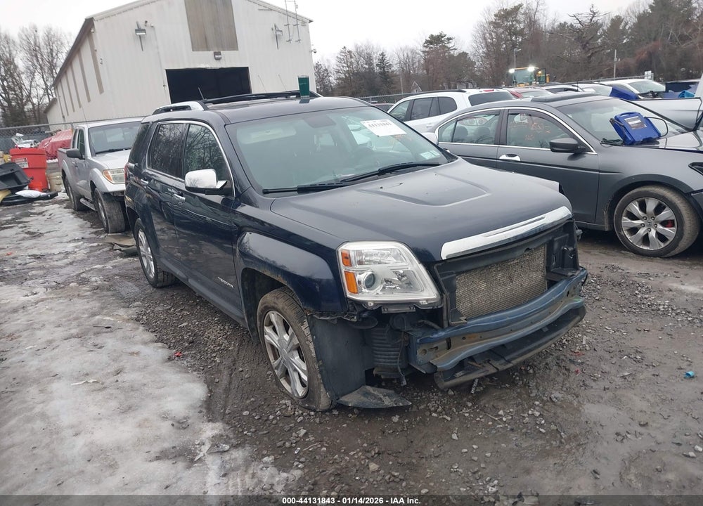 2017 GMC TERRAIN SLT VIN: 2GKFLUEK2H6135085