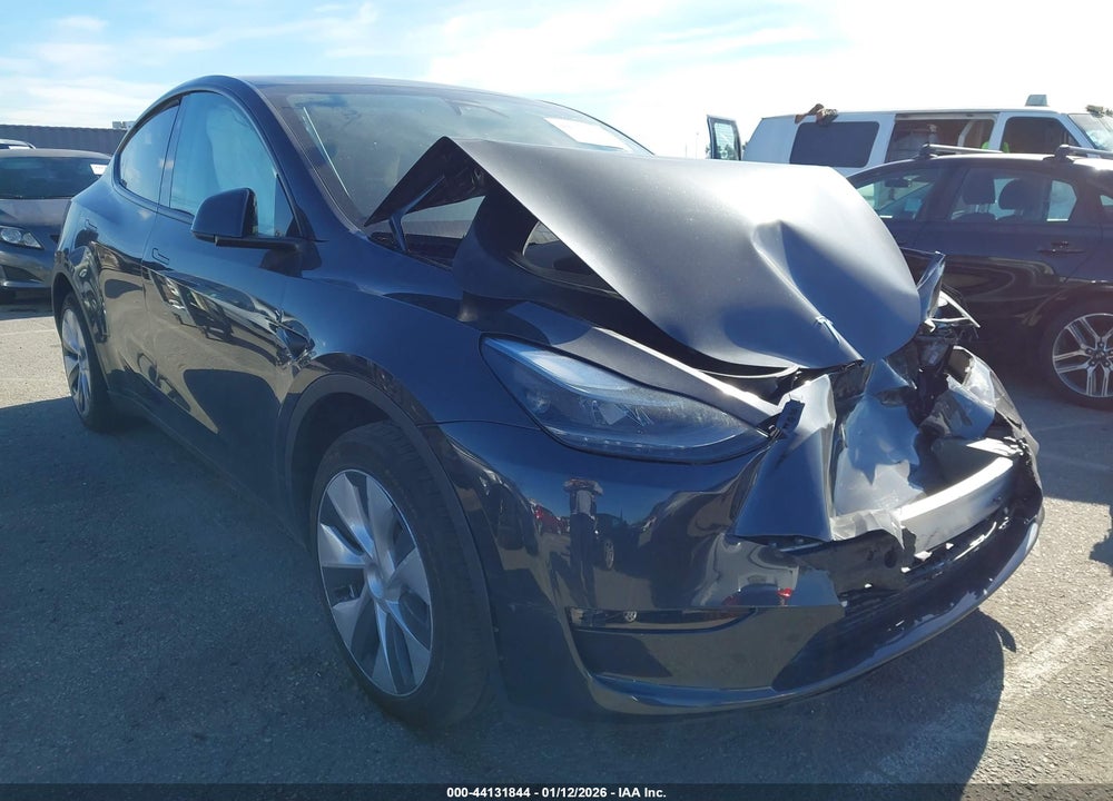 2024 TESLA MODEL Y LONG RANGE DUAL MOTOR ALL-WHEEL DRIVE/RWD VIN: 7SAYGDEDXRF053162