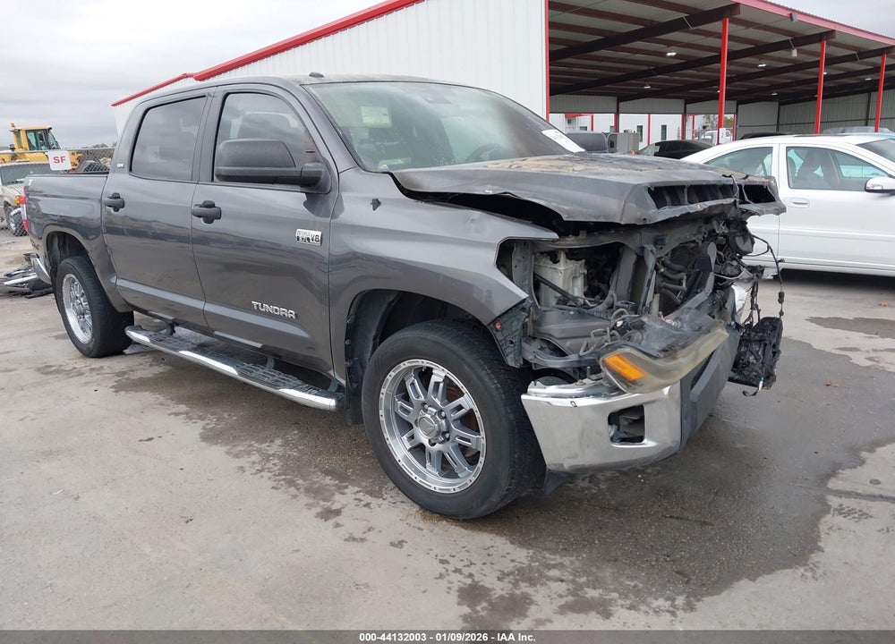 2018 TOYOTA TUNDRA SR5 5.7L V8 VIN: 5TFEY5F13JX238882