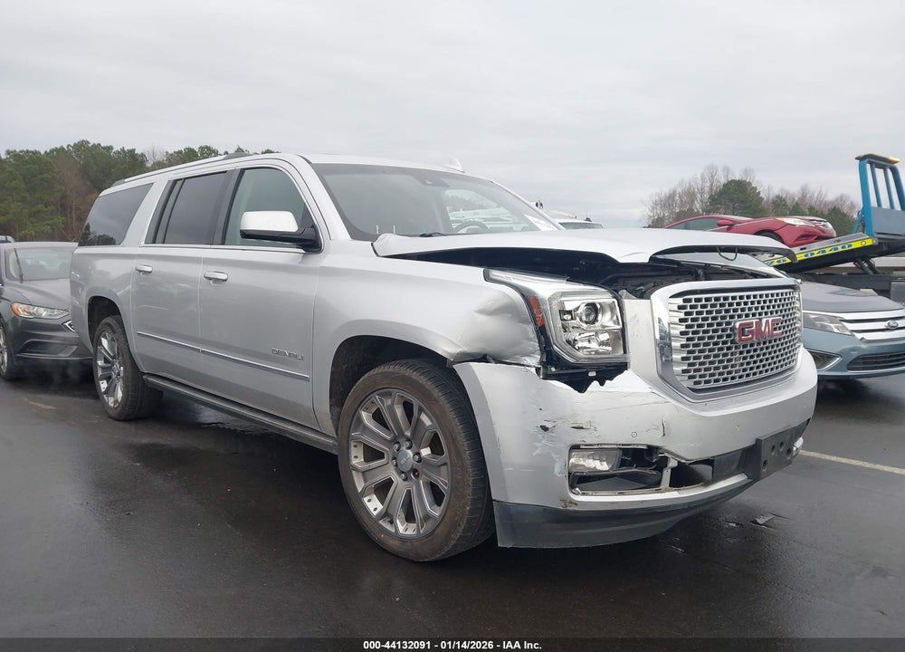 2015 GMC YUKON XL 1500 DENALI VIN: 1GKS1JKJ2FR573945