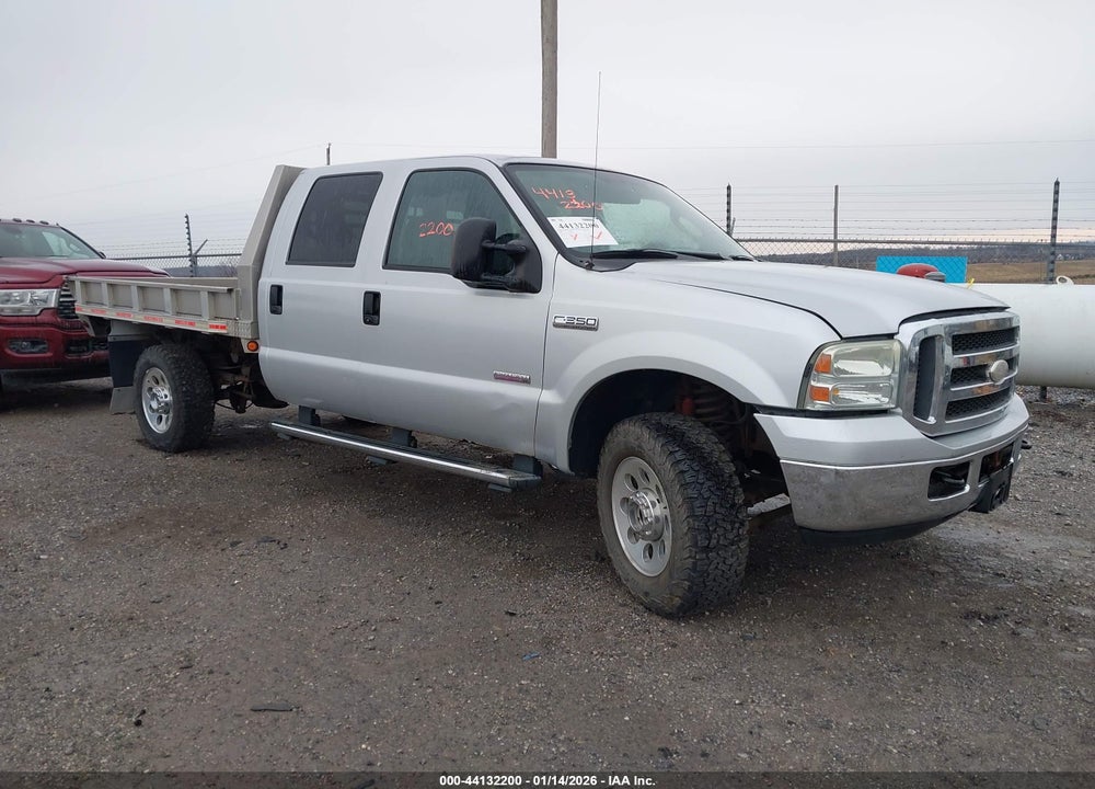 2005 FORD F-350 LARIAT/XL/XLT VIN: 1FTWW31P95ED03715