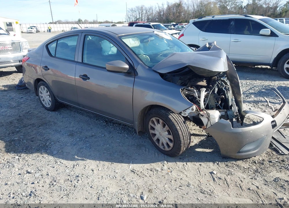 2016 NISSAN VERSA 1.6 S+ VIN: 3N1CN7AP8GL839526