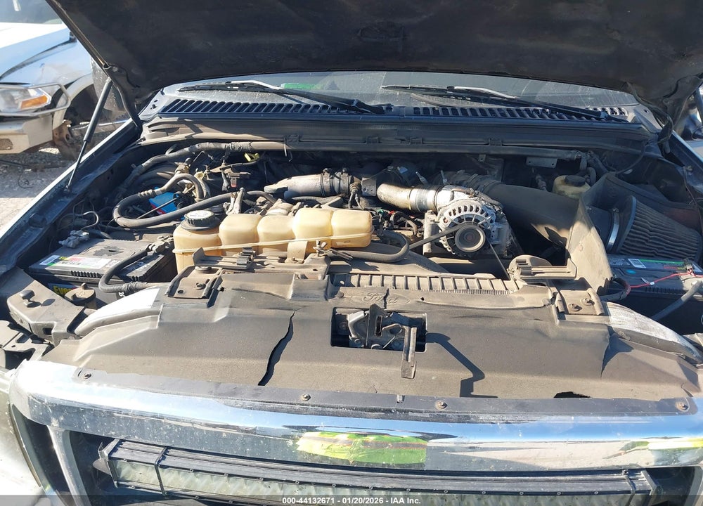 2000 FORD F-350 LARIAT/XL/XLT VIN: 1FTSW31FXYEA79140