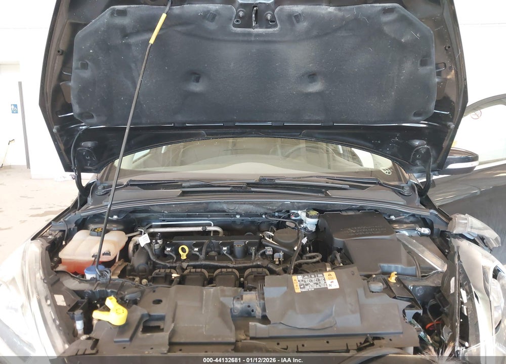 2015 FORD FOCUS TITANIUM VIN: 1FADP3N25FL261372