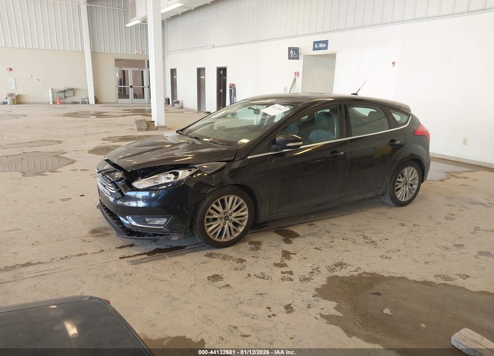 2015 FORD FOCUS TITANIUM VIN: 1FADP3N25FL261372