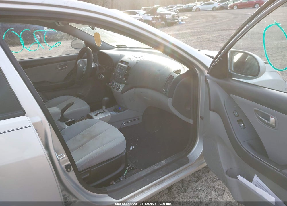 2008 HYUNDAI ELANTRA GLS/SE VIN: KMHDU46D38U389918